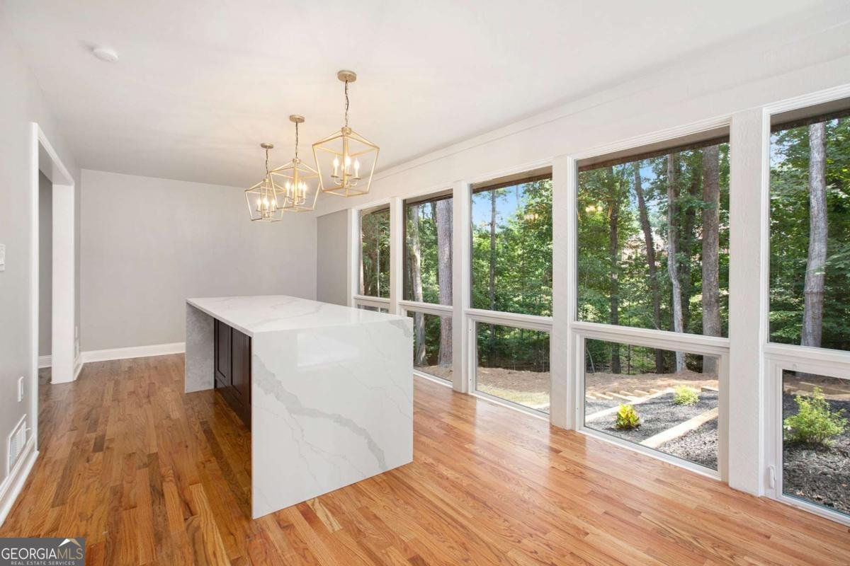 9025 Huntcliff Trace Atlanta - 13