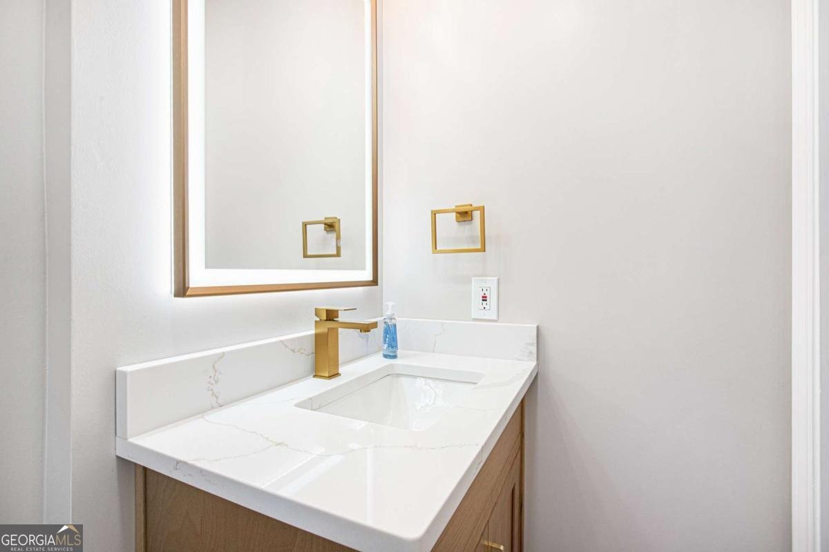 9025 Huntcliff Trace Atlanta - 16