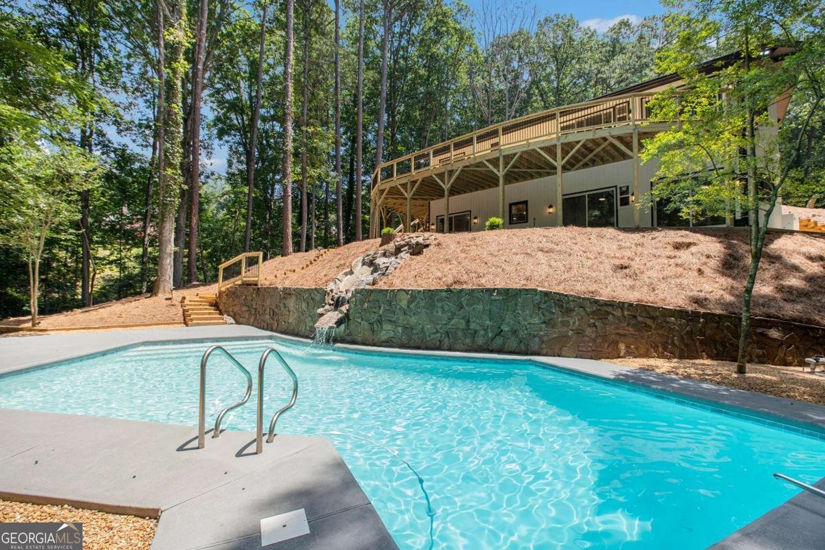 9025 Huntcliff Trace Atlanta - 2