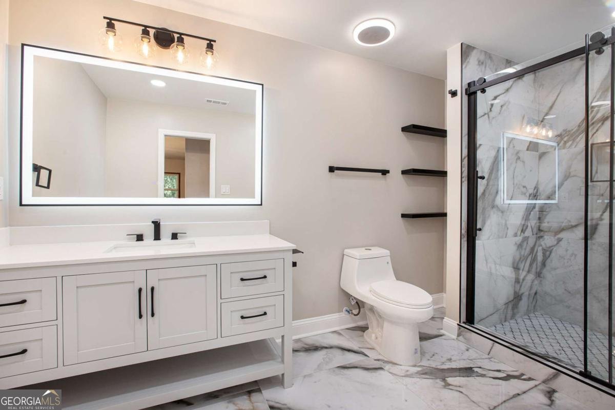 9025 Huntcliff Trace Atlanta - 35