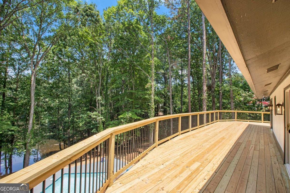 9025 Huntcliff Trace Atlanta - 38