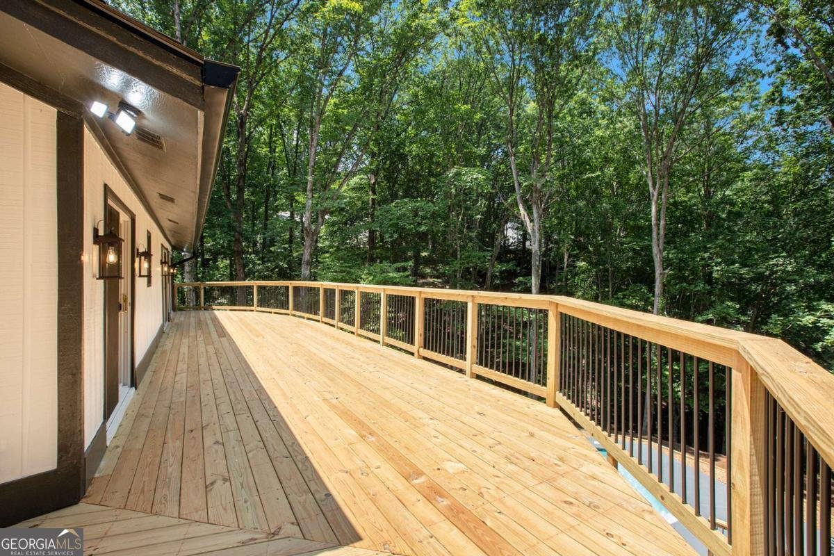 9025 Huntcliff Trace Atlanta - 39