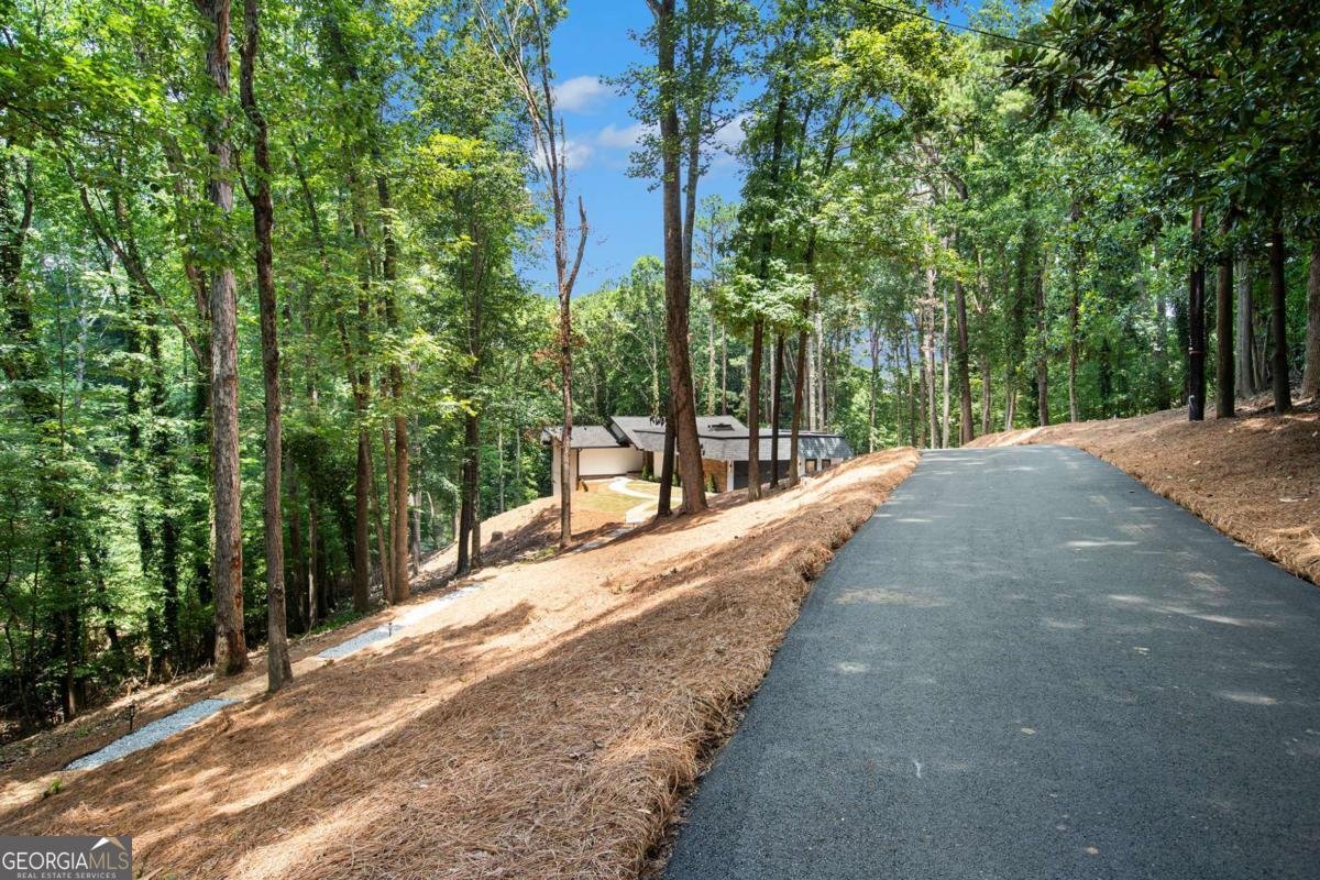 9025 Huntcliff Trace Atlanta - 44