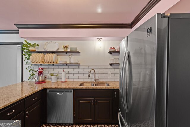 387 Sandhurst Drive Richmond Hill - 4