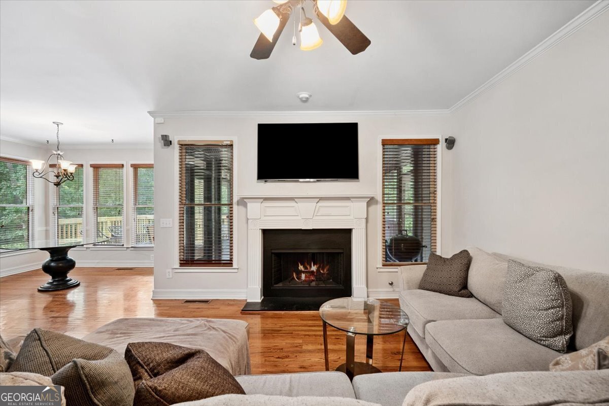 6086 Kingston Drive Douglasville - 19