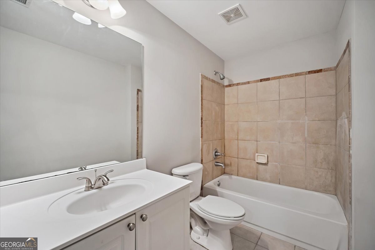 6086 Kingston Drive Douglasville - 40
