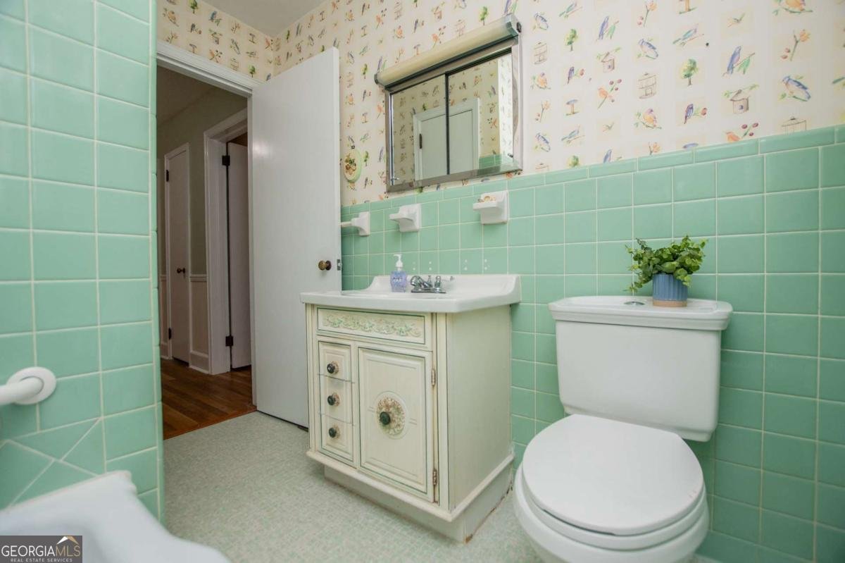 508 College Street Bowdon - 27
