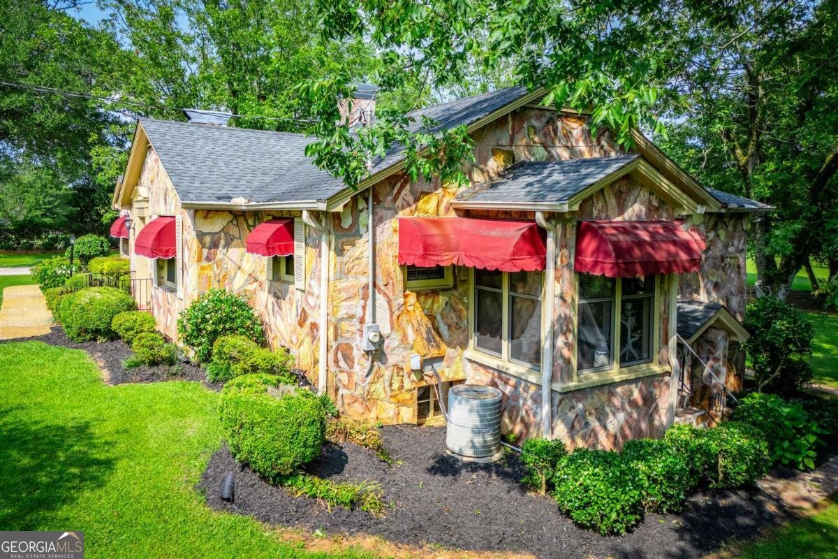508 College Street Bowdon - 66