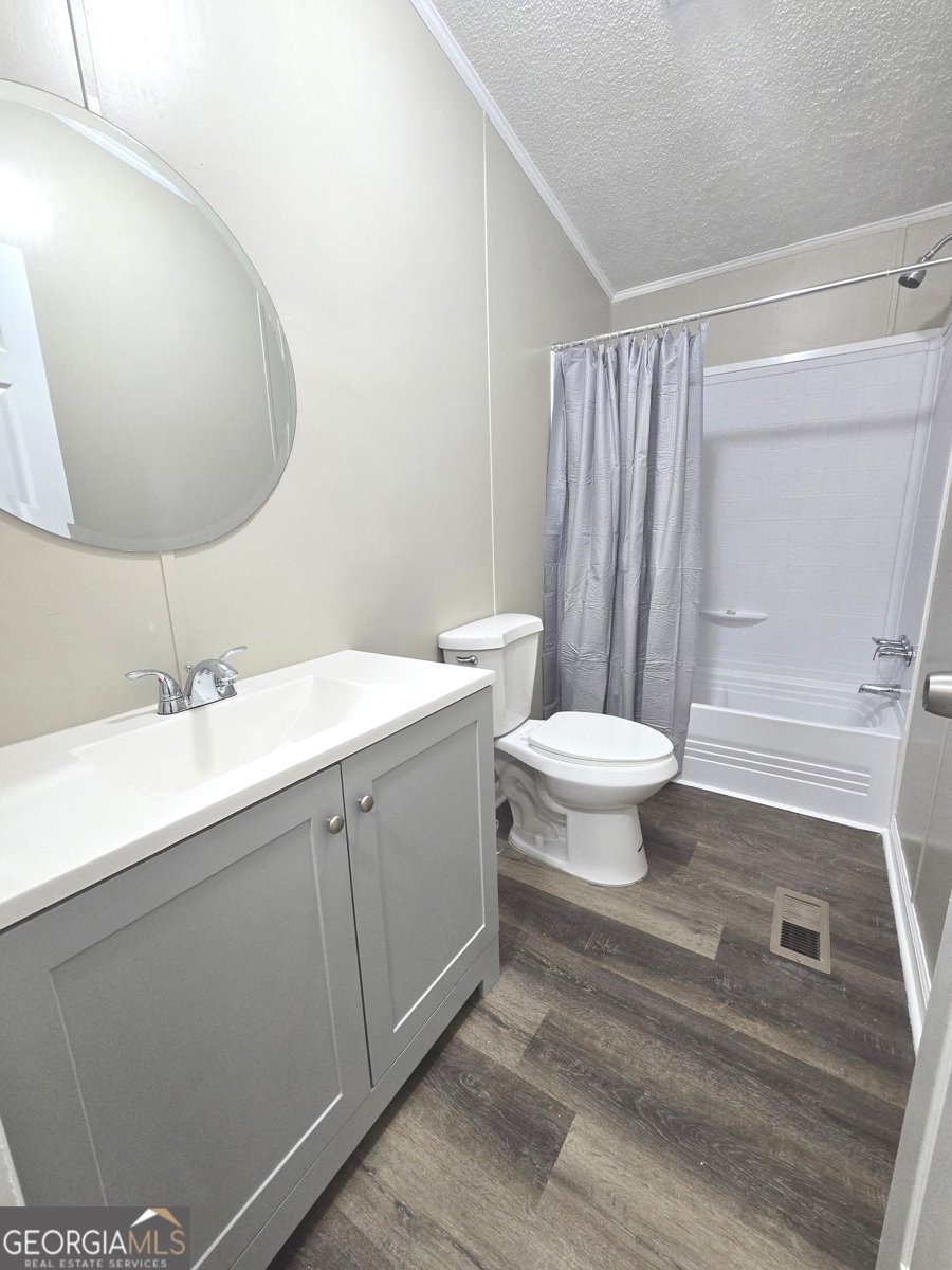 60 Strickland St Royston - 2