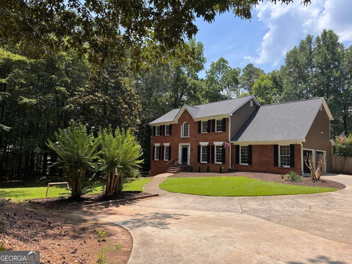 10560 Haynes Bridge Road Alpharetta - 1