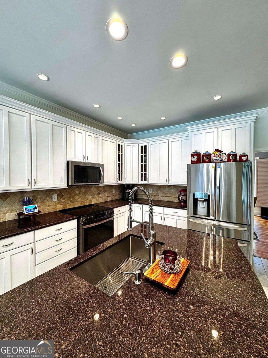 10560 Haynes Bridge Road Alpharetta - 4