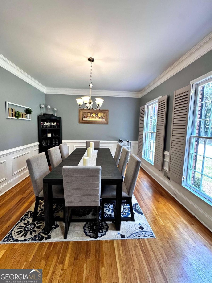 10560 Haynes Bridge Road Alpharetta - 5