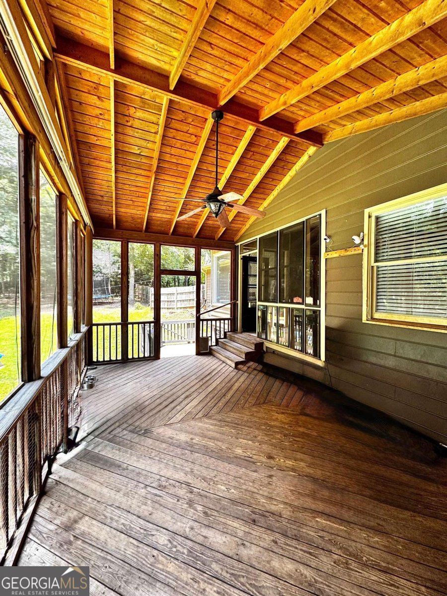 10560 Haynes Bridge Road Alpharetta - 6