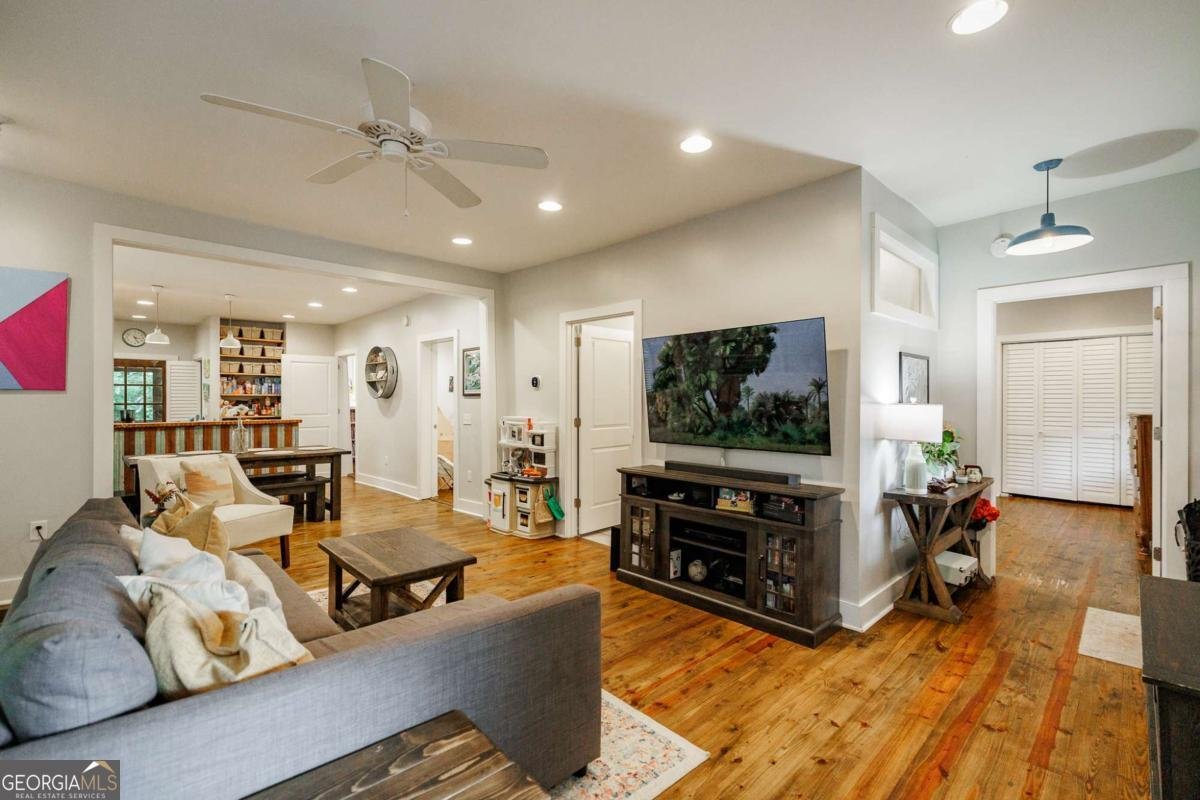 395 Cleveland Avenue Athens - 10