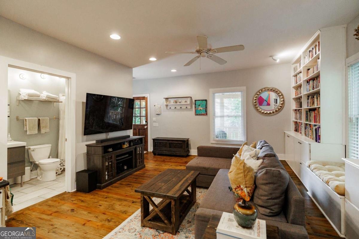 395 Cleveland Avenue Athens - 12