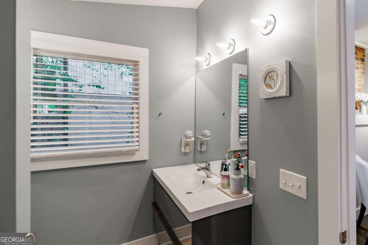 395 Cleveland Avenue Athens - 32