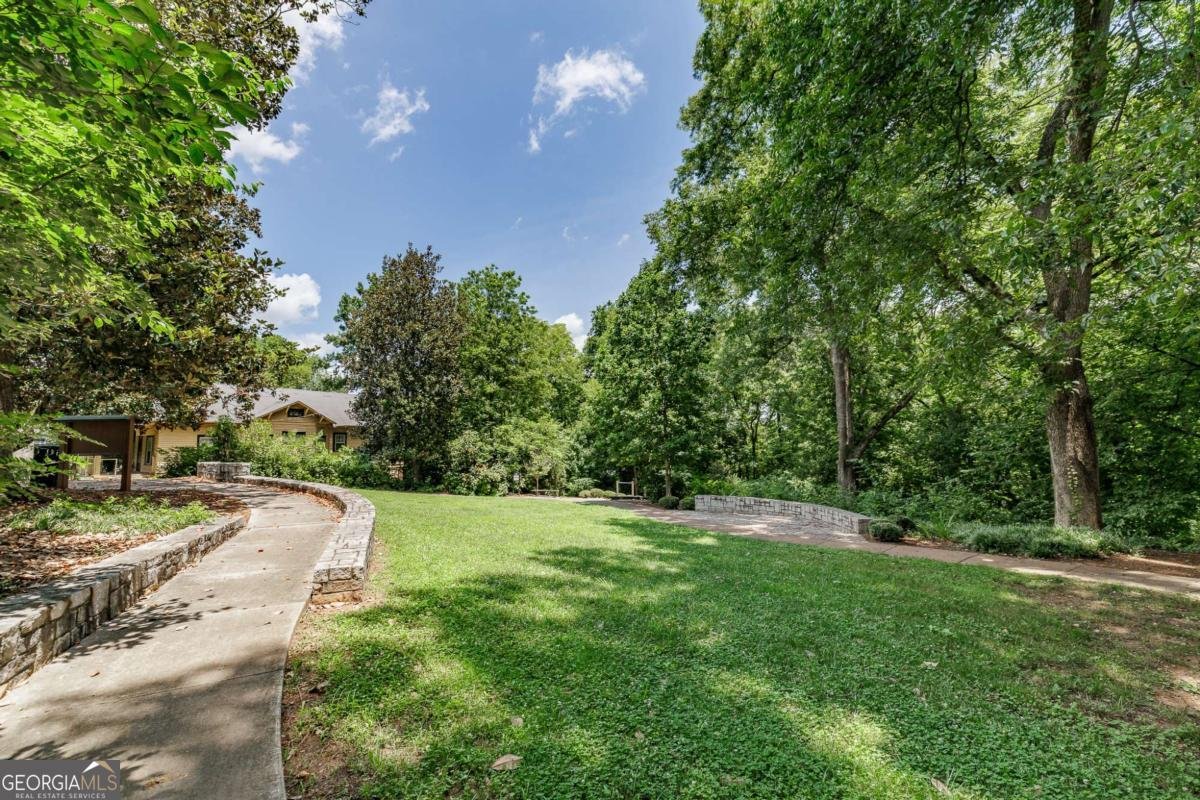395 Cleveland Avenue Athens - 53