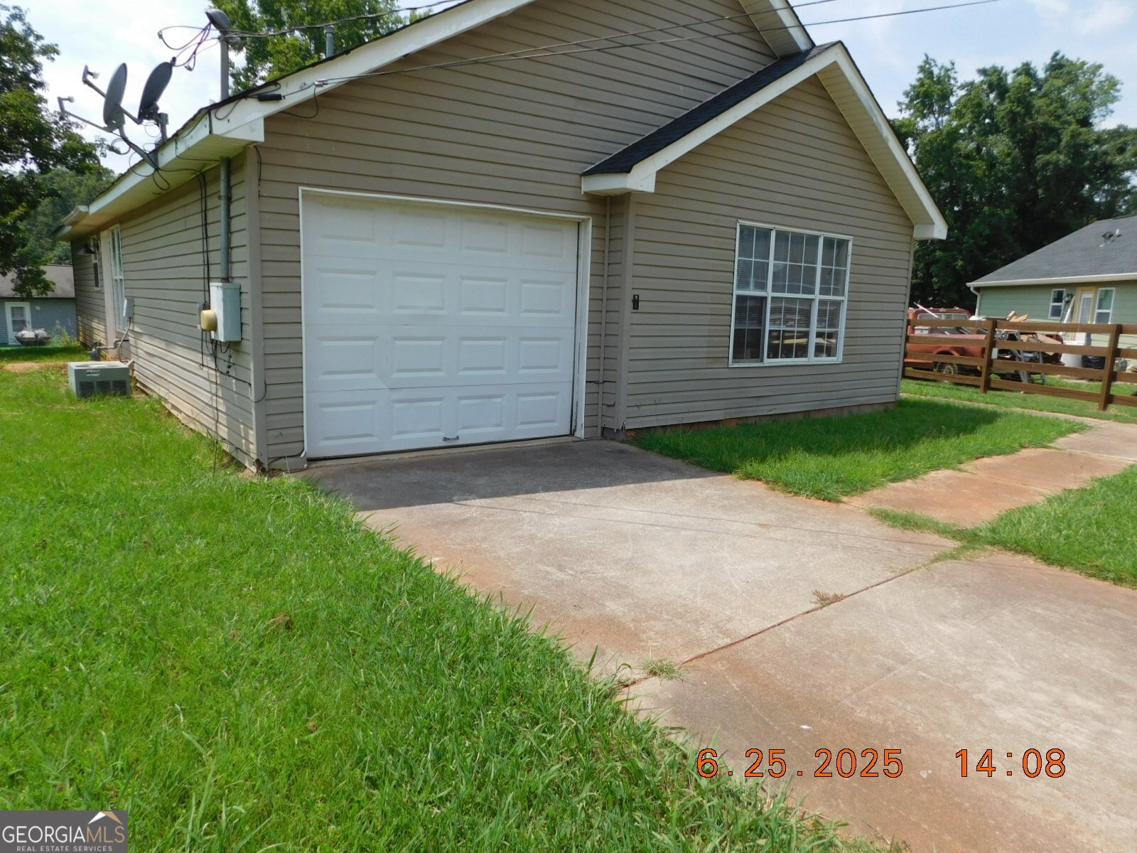 132 Park Place Barnesville - 1