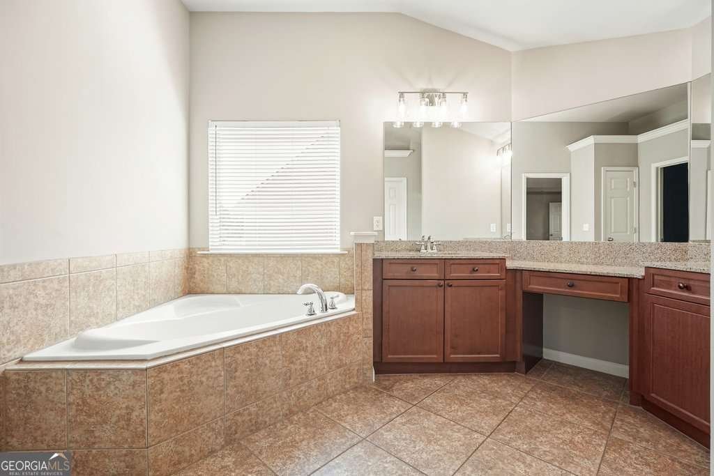 6665 Flagstone Court Cumming - 13