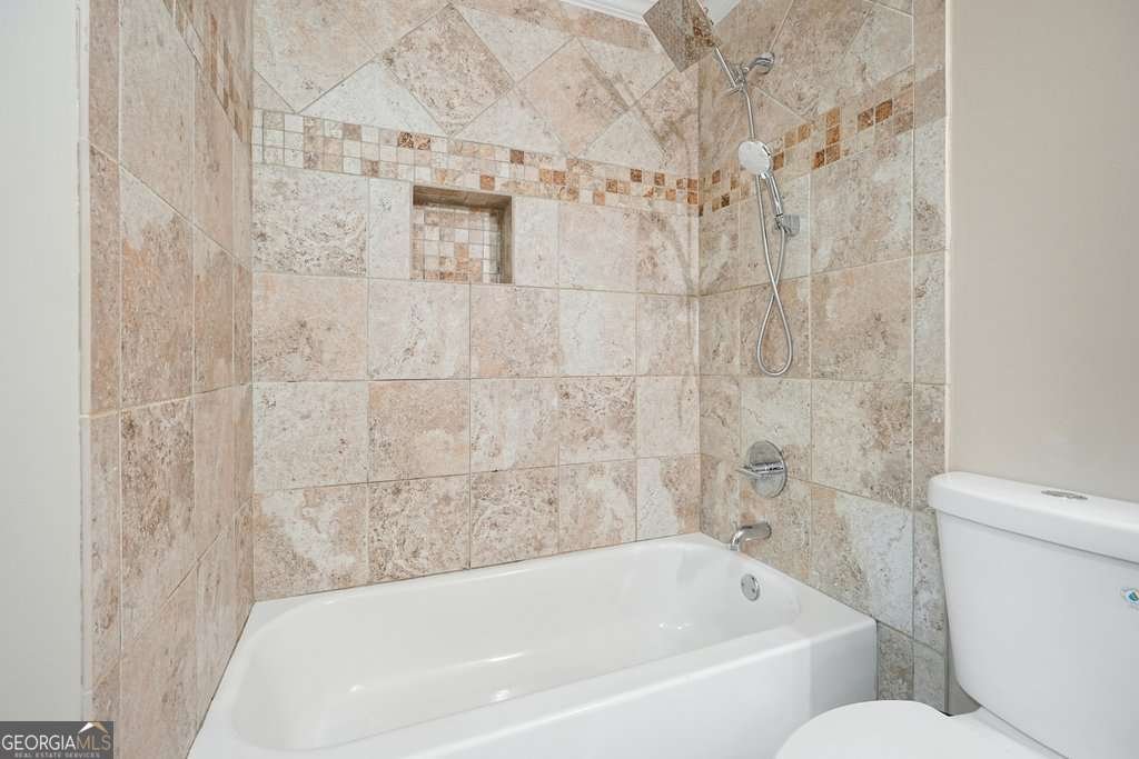 6665 Flagstone Court Cumming - 30