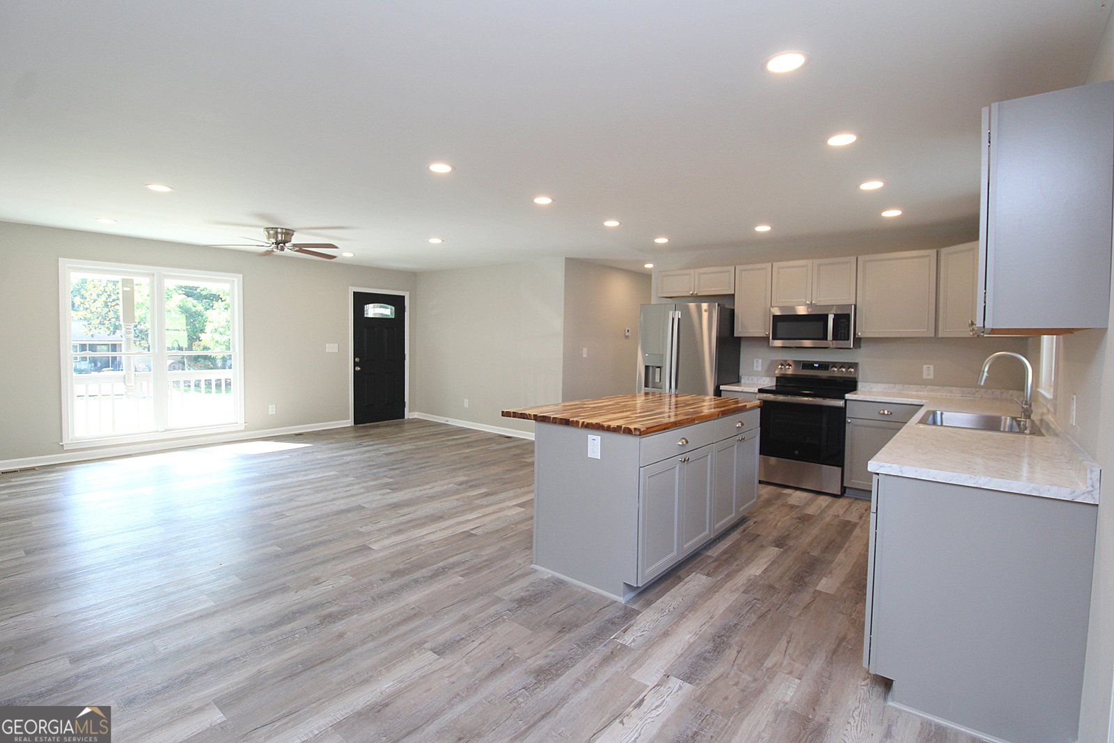 413 Spring Village Rd Lindale - 23
