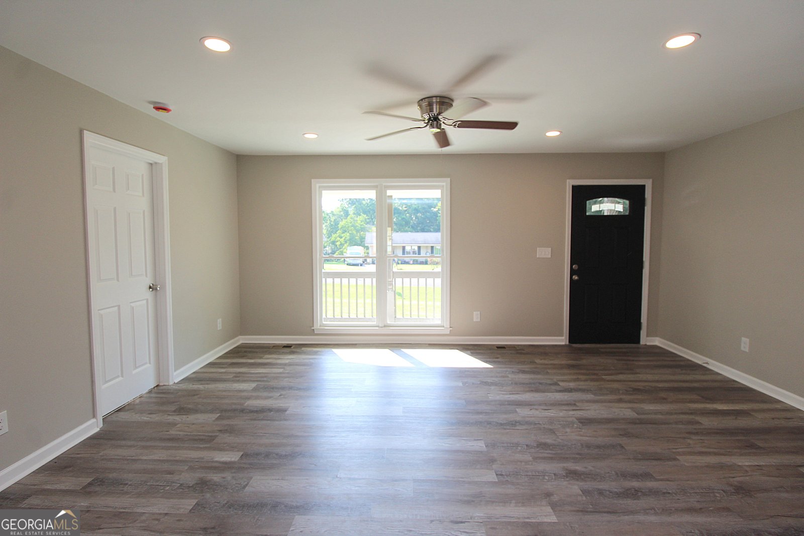 413 Spring Village Rd Lindale - 30