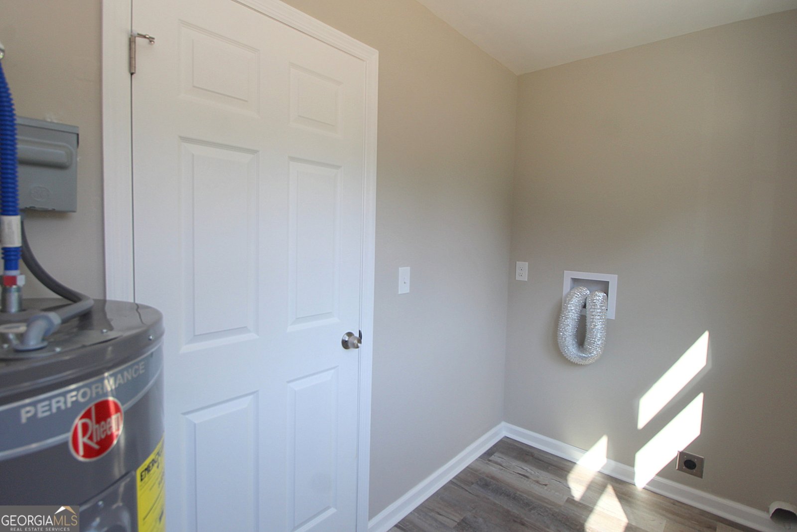 413 Spring Village Rd Lindale - 33
