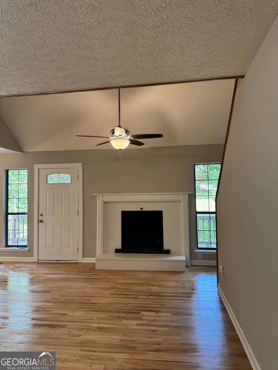 165 Woods Lane Trenton - 4