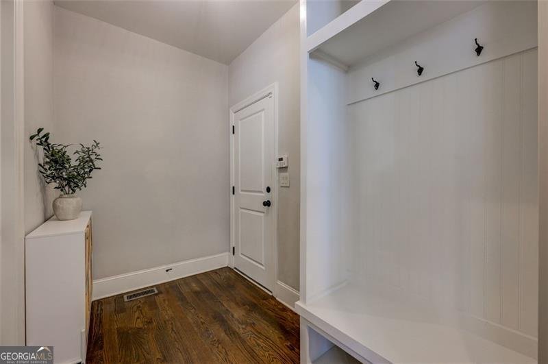6863 LAKE STERLING Flowery Branch - 2
