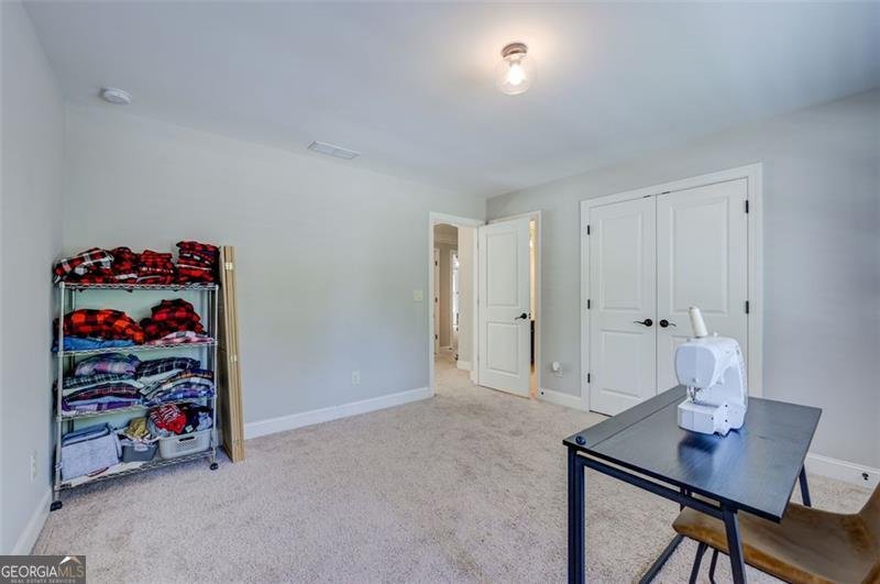 6863 LAKE STERLING Flowery Branch - 23