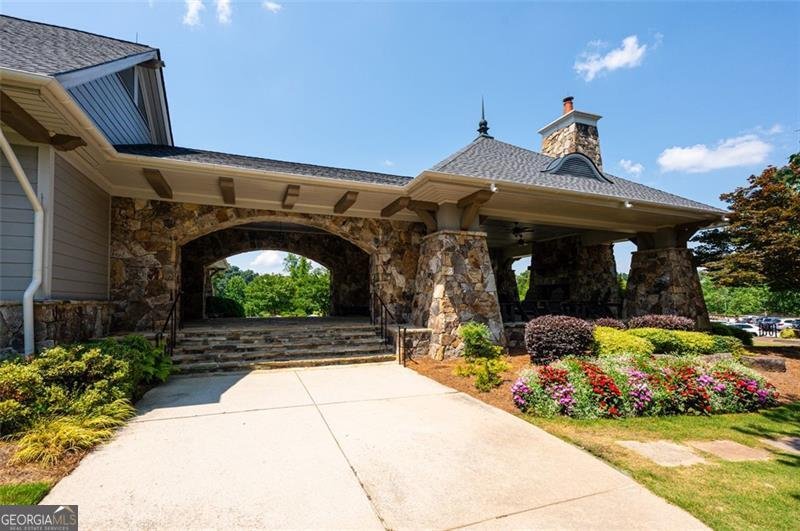 6863 LAKE STERLING Flowery Branch - 38