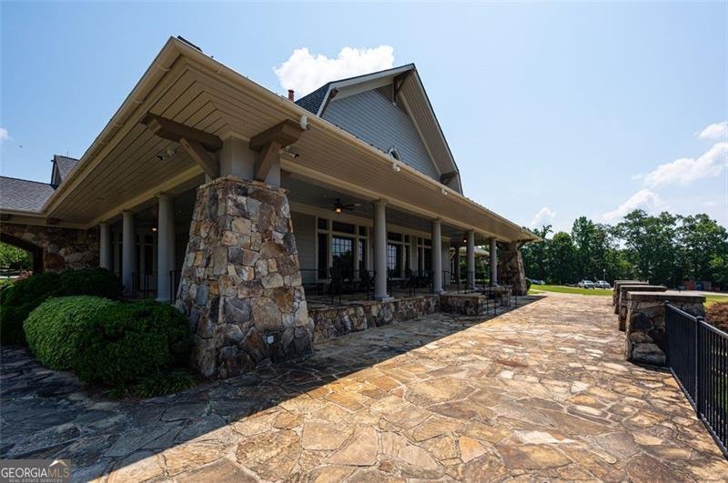 6863 LAKE STERLING Flowery Branch - 41