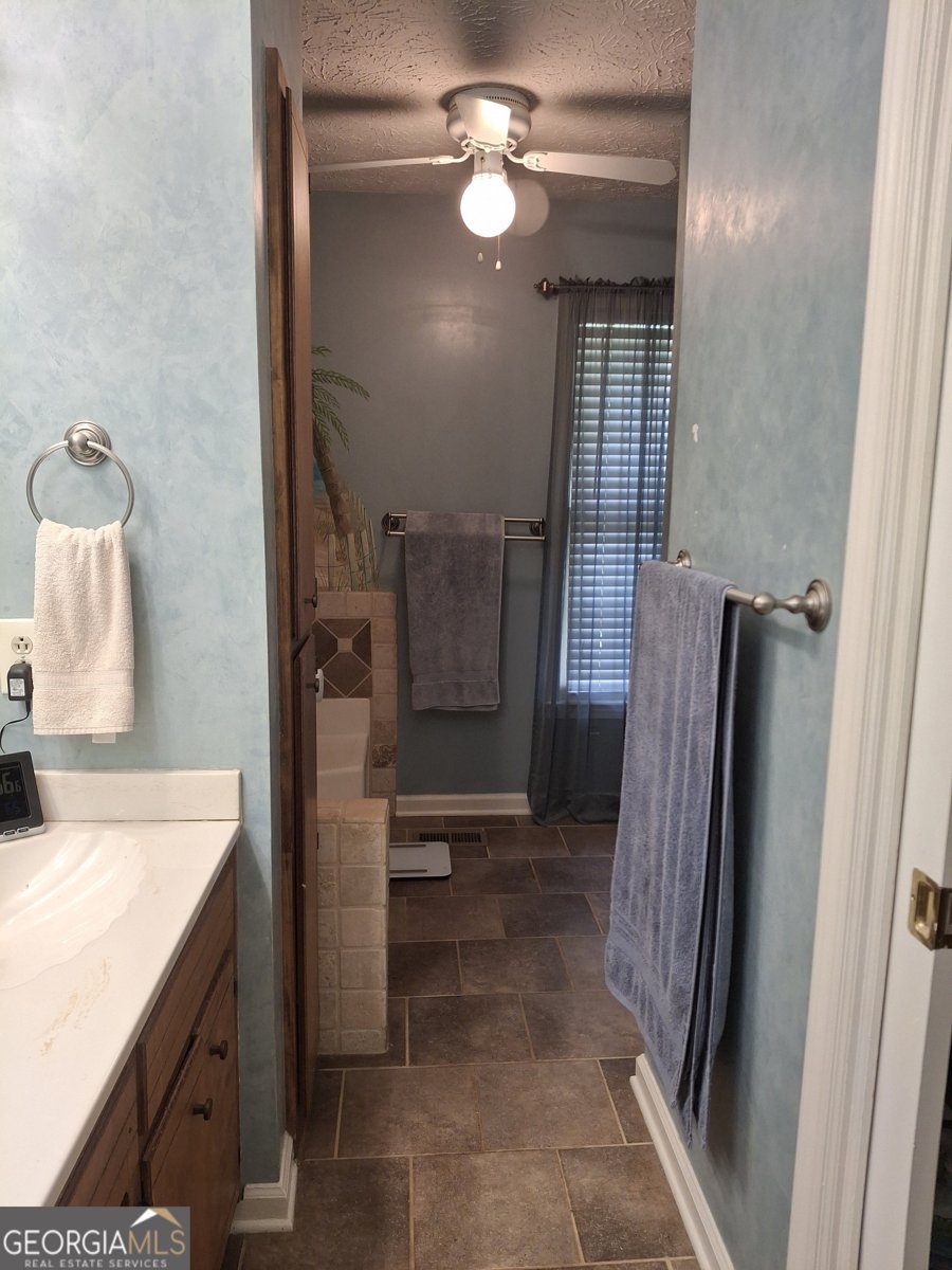 1131 Steeple Run Lawrenceville - 21