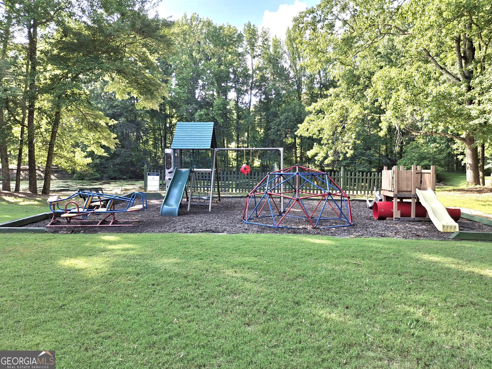 1131 Steeple Run Lawrenceville - 39
