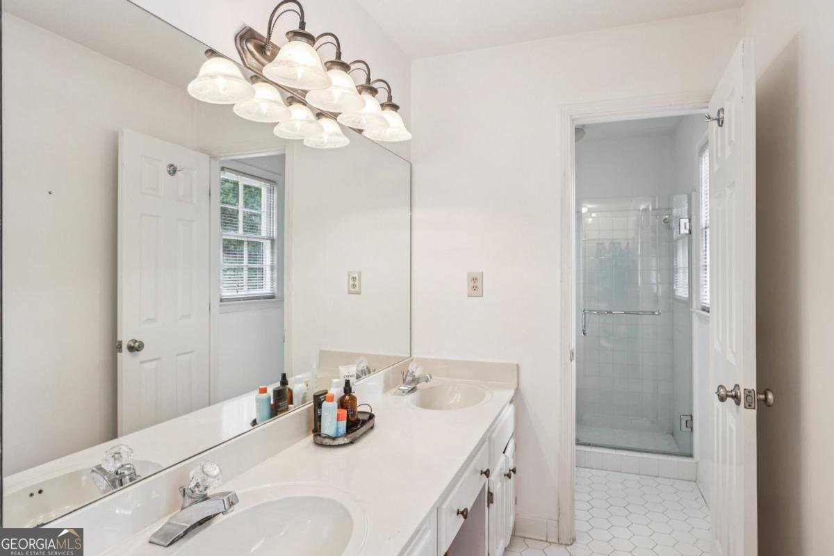 1054 Foreststone Way Marietta - 23