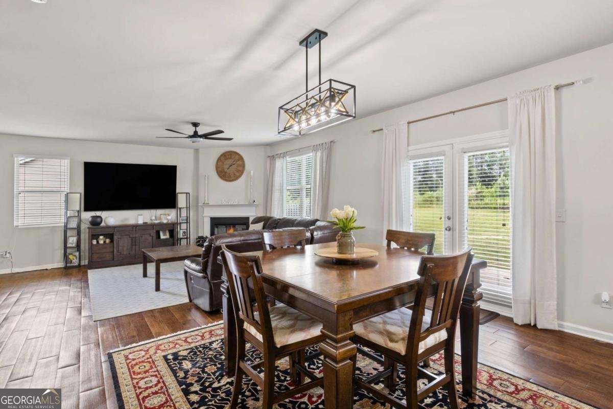 8553 BRAYLEN MANOR Drive Douglasville - 11