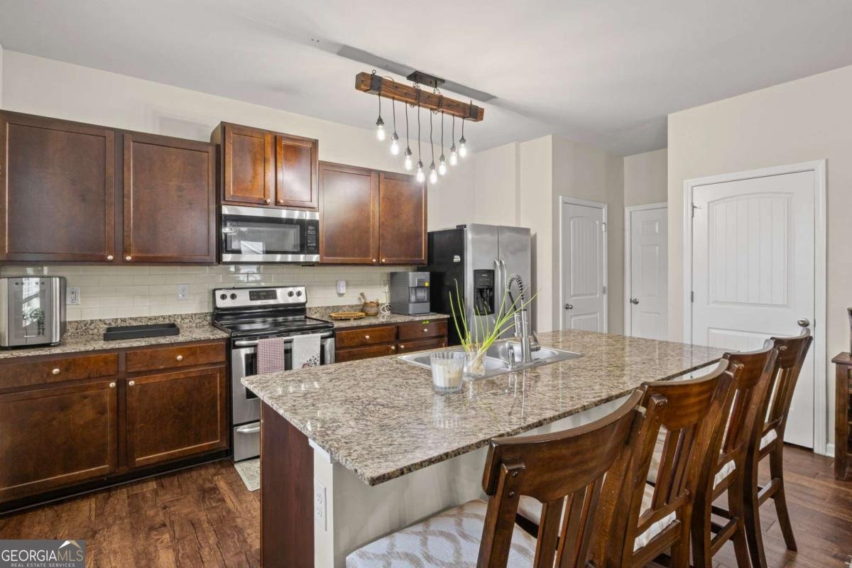 8553 BRAYLEN MANOR Drive Douglasville - 12