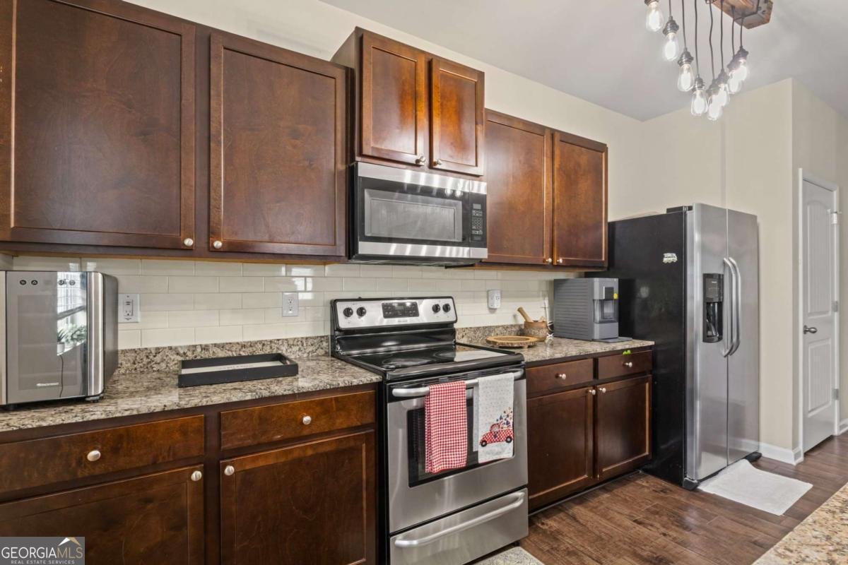 8553 BRAYLEN MANOR Drive Douglasville - 14