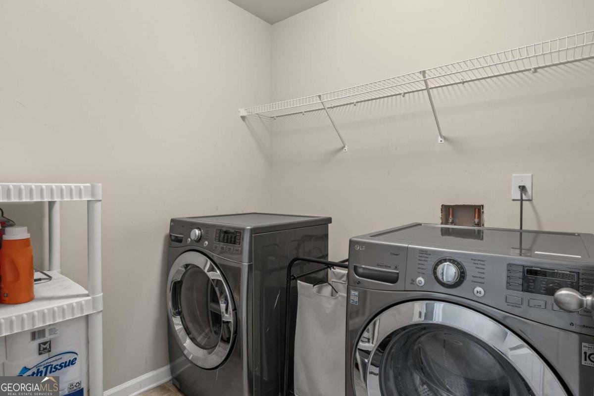 8553 BRAYLEN MANOR Drive Douglasville - 16