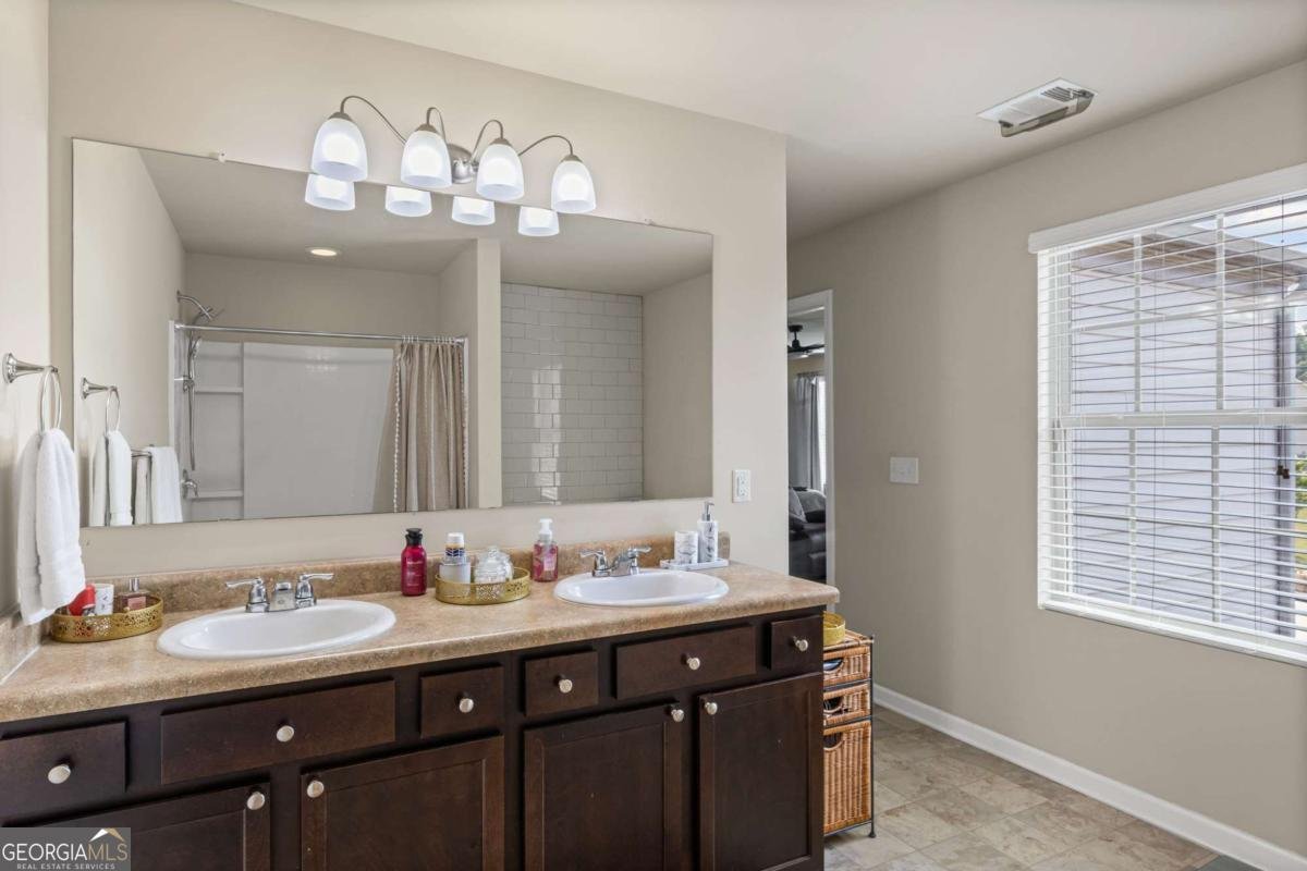 8553 BRAYLEN MANOR Drive Douglasville - 20