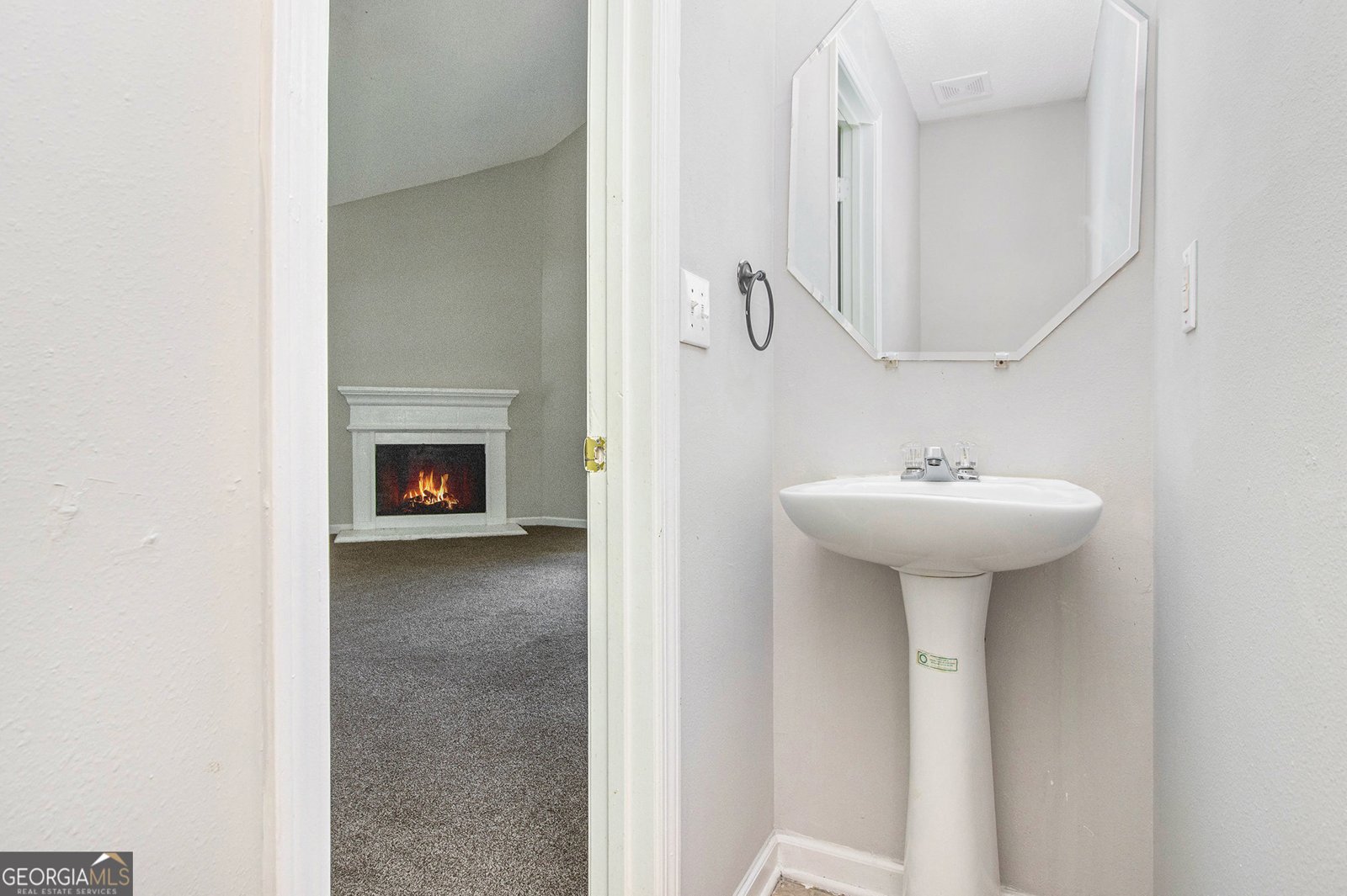 6595 BROWNS MILL FERRY Drive Lithonia - 6