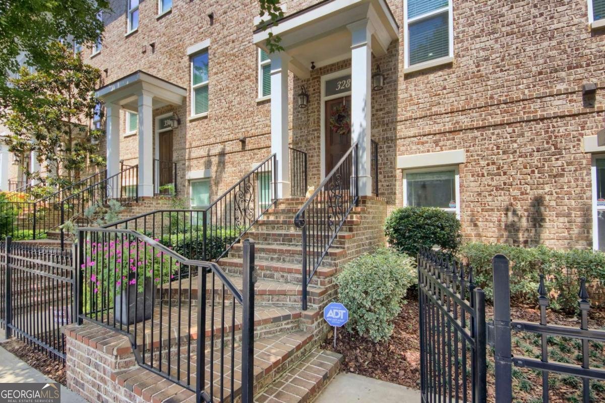 328 Brownstones Circle Atlanta - 1
