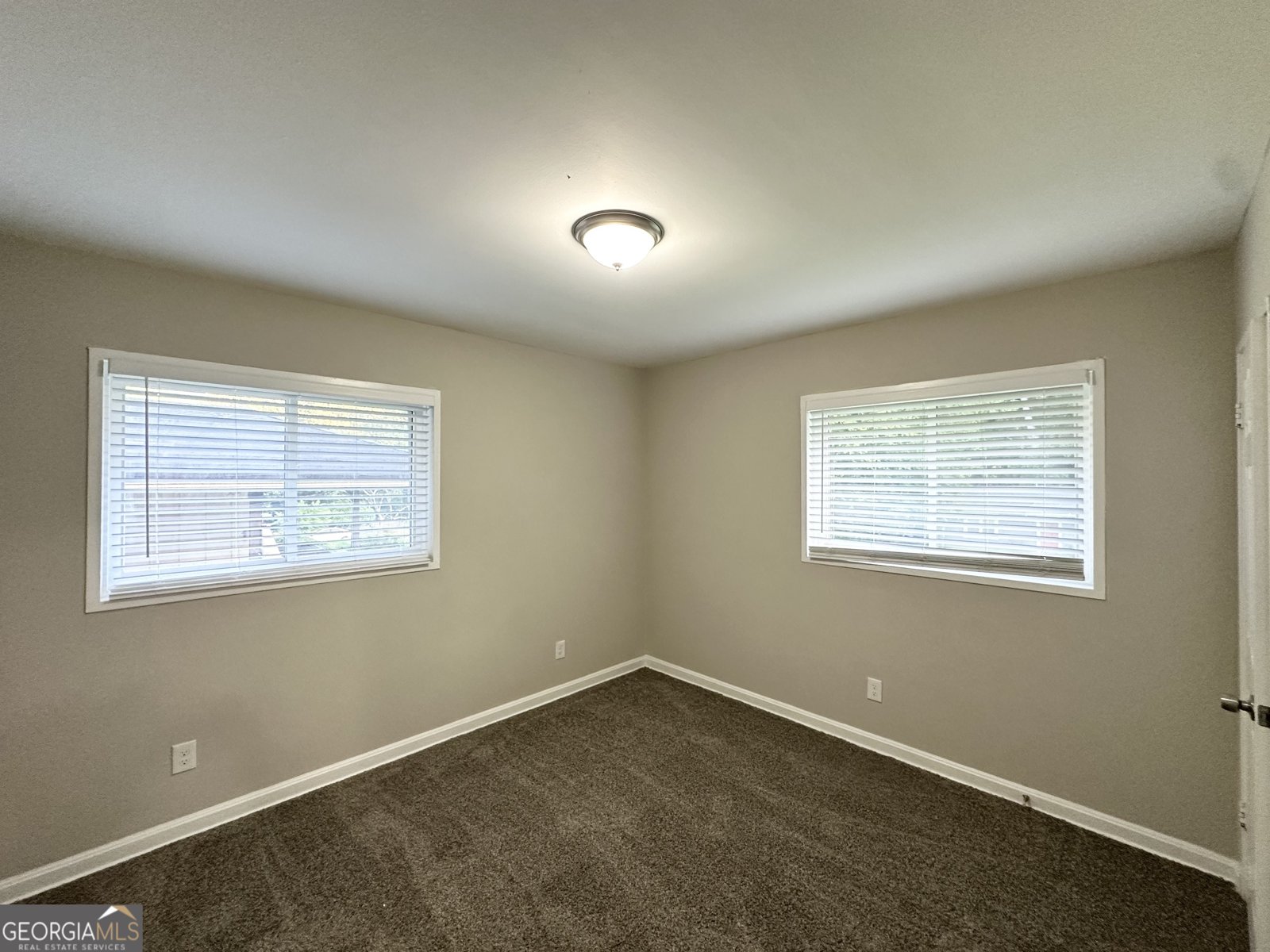 2644 Connally Drive East Point - 10