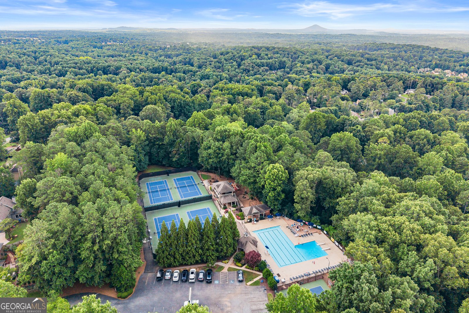 4392 Windsor Oaks Circle Marietta - 4