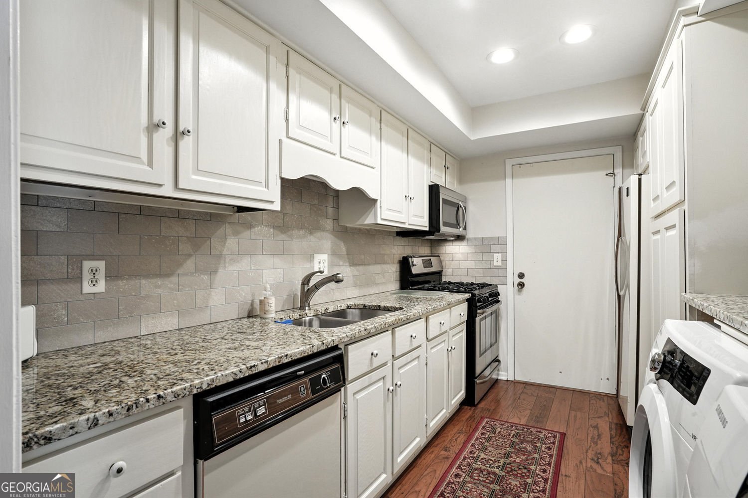 6851 Roswell Road Atlanta - 14