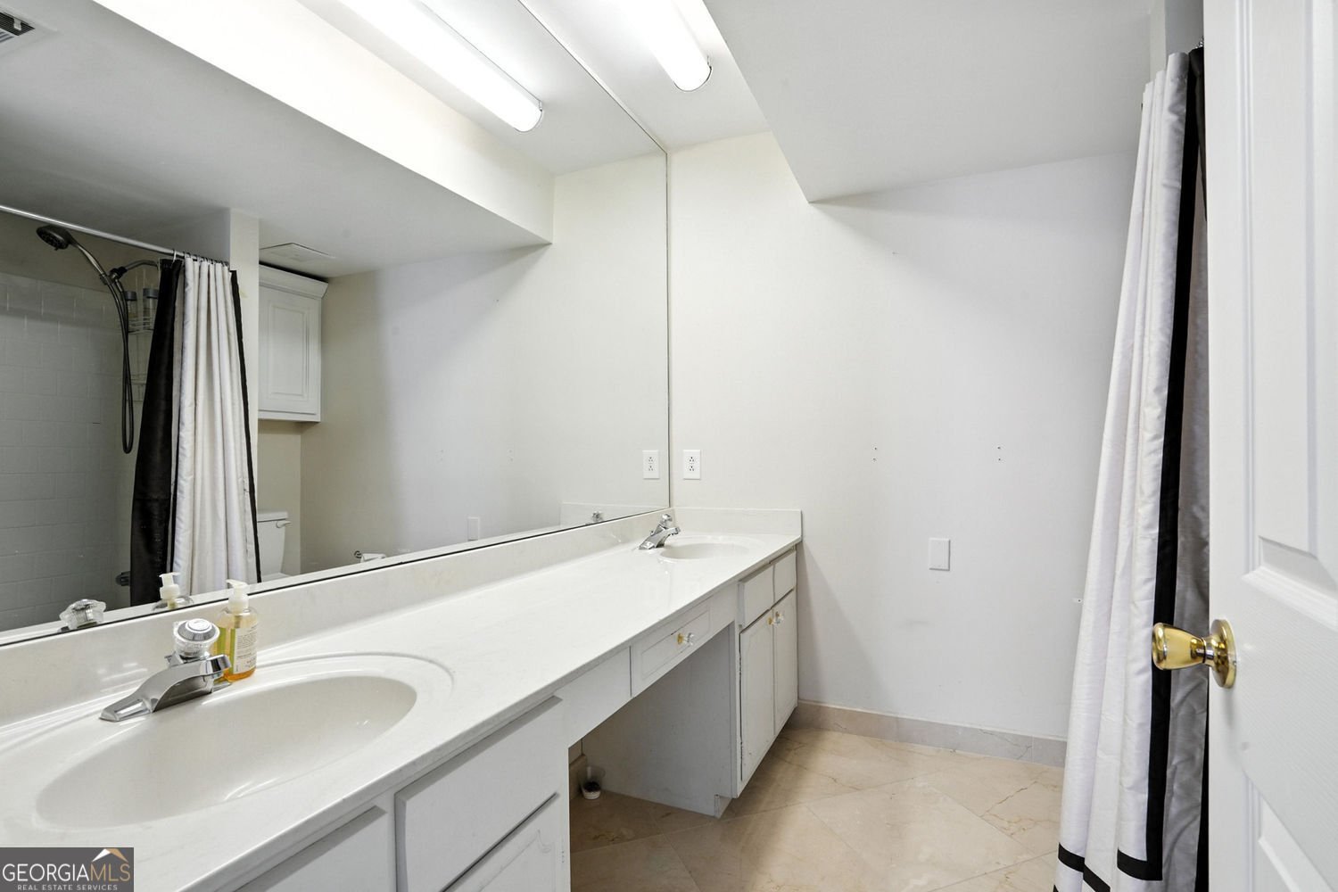 6851 Roswell Road Atlanta - 21
