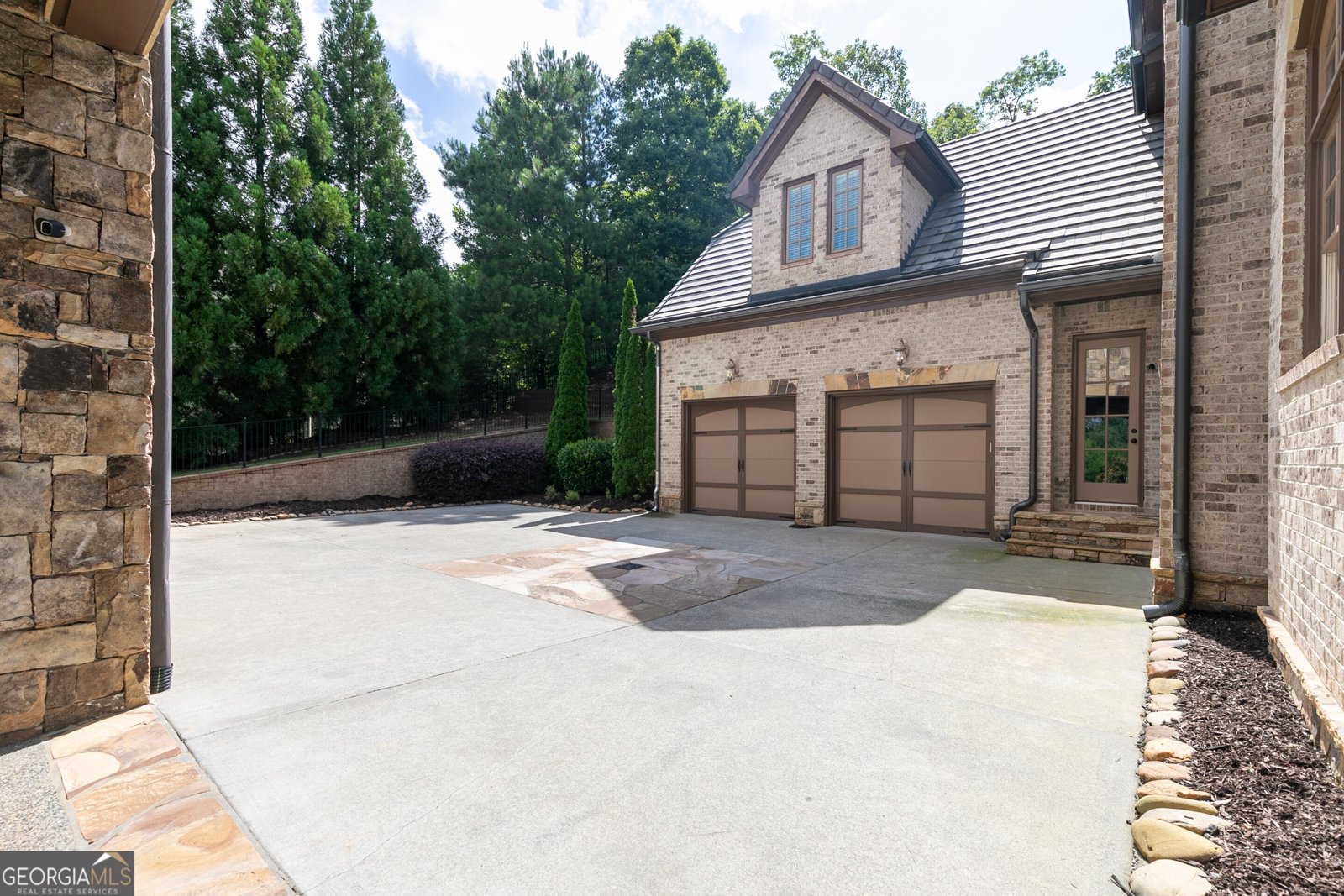 9695 Almaviva Drive Alpharetta - 81