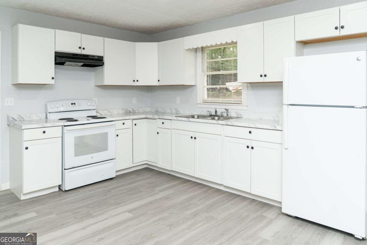 745 Kingsbridge Road Carrollton - 11