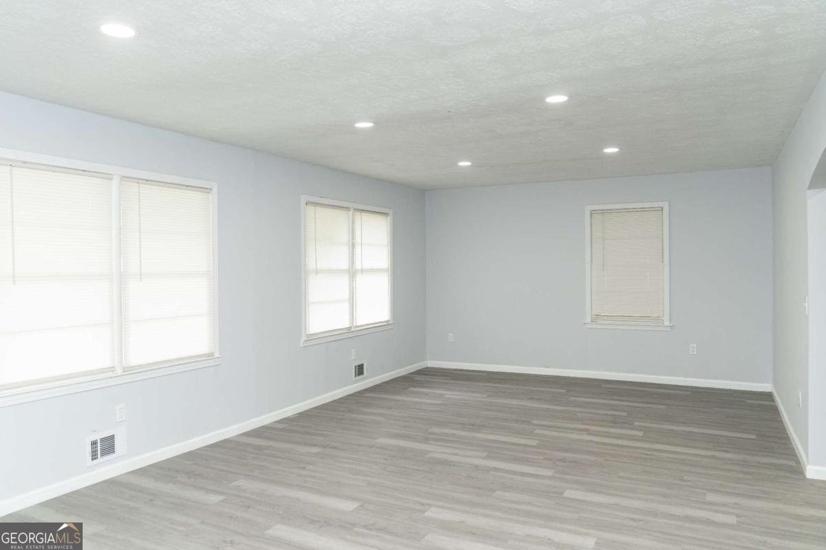 745 Kingsbridge Road Carrollton - 14