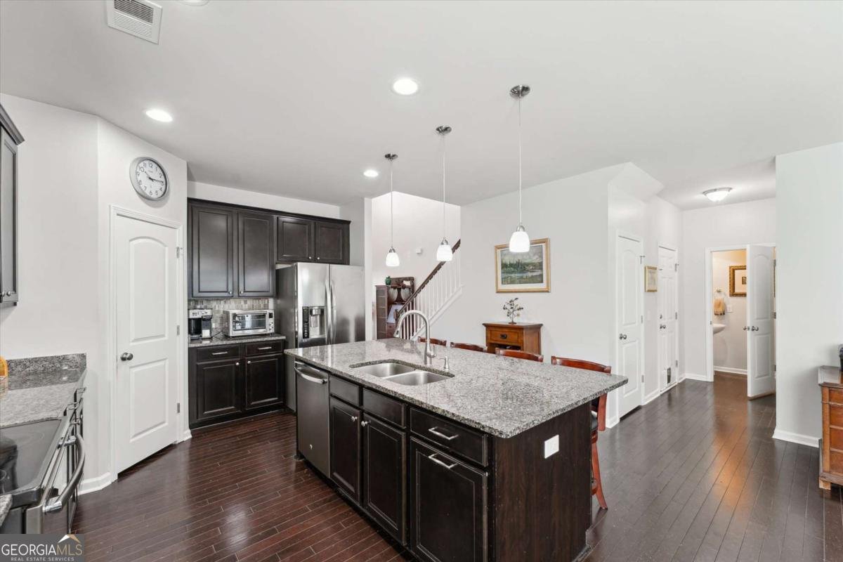 80 Glen Way Richmond Hill - 14